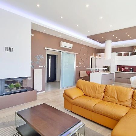 Vila Martina - Bellevue Шмрика Экстерьер фото